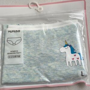 Mumuso multicolor seamless unicorn panty L
